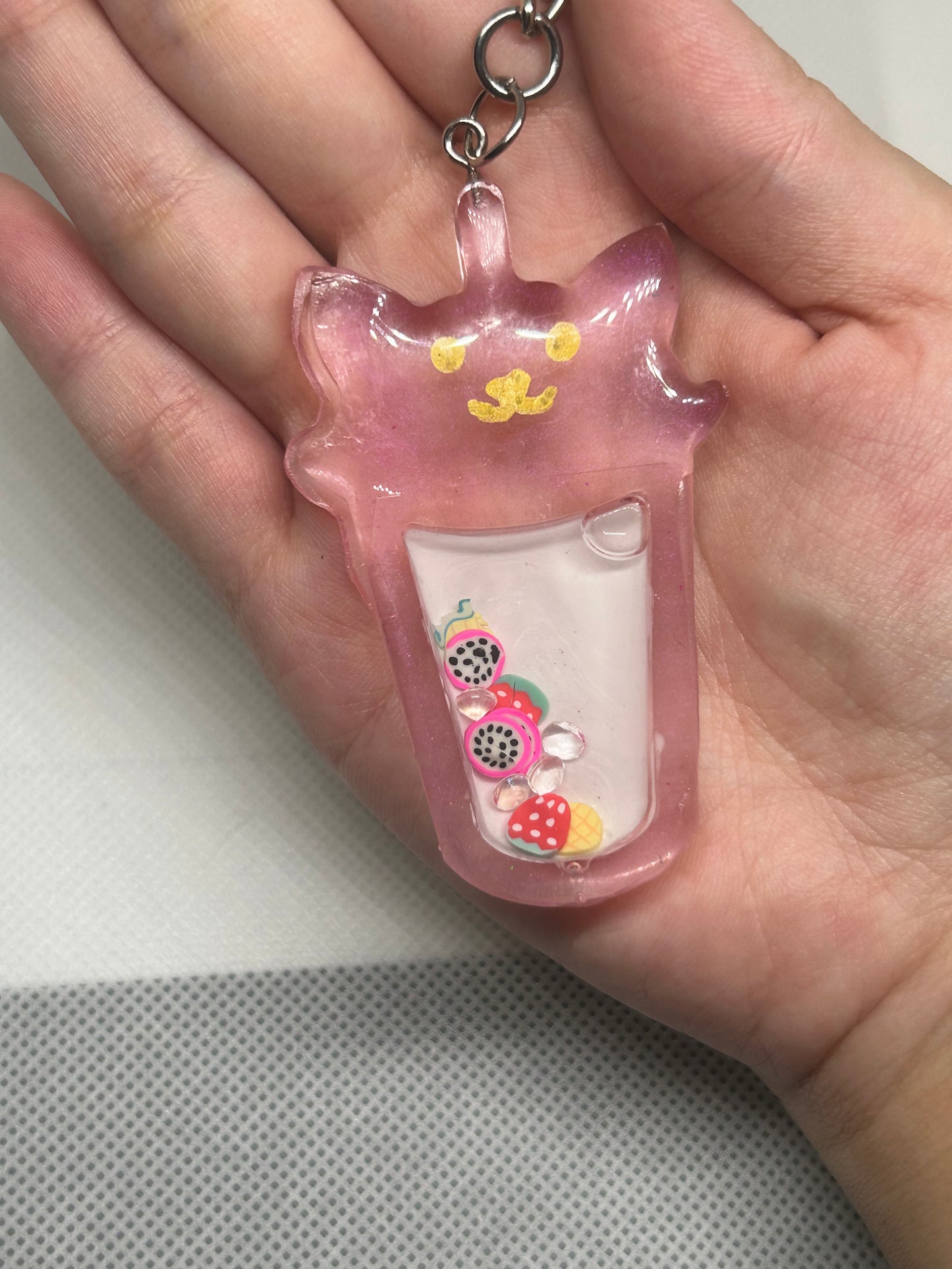 Resin Kawaii Cat Shaker Drink Keychain