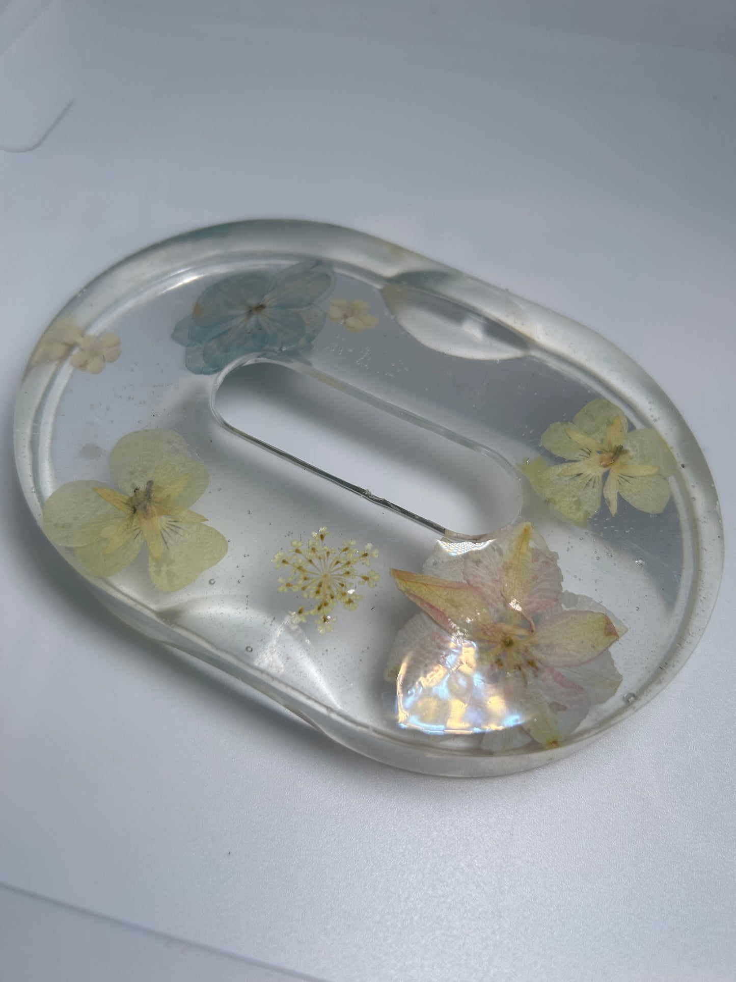 Pressed Pastel Flowers Resin Soap Dish