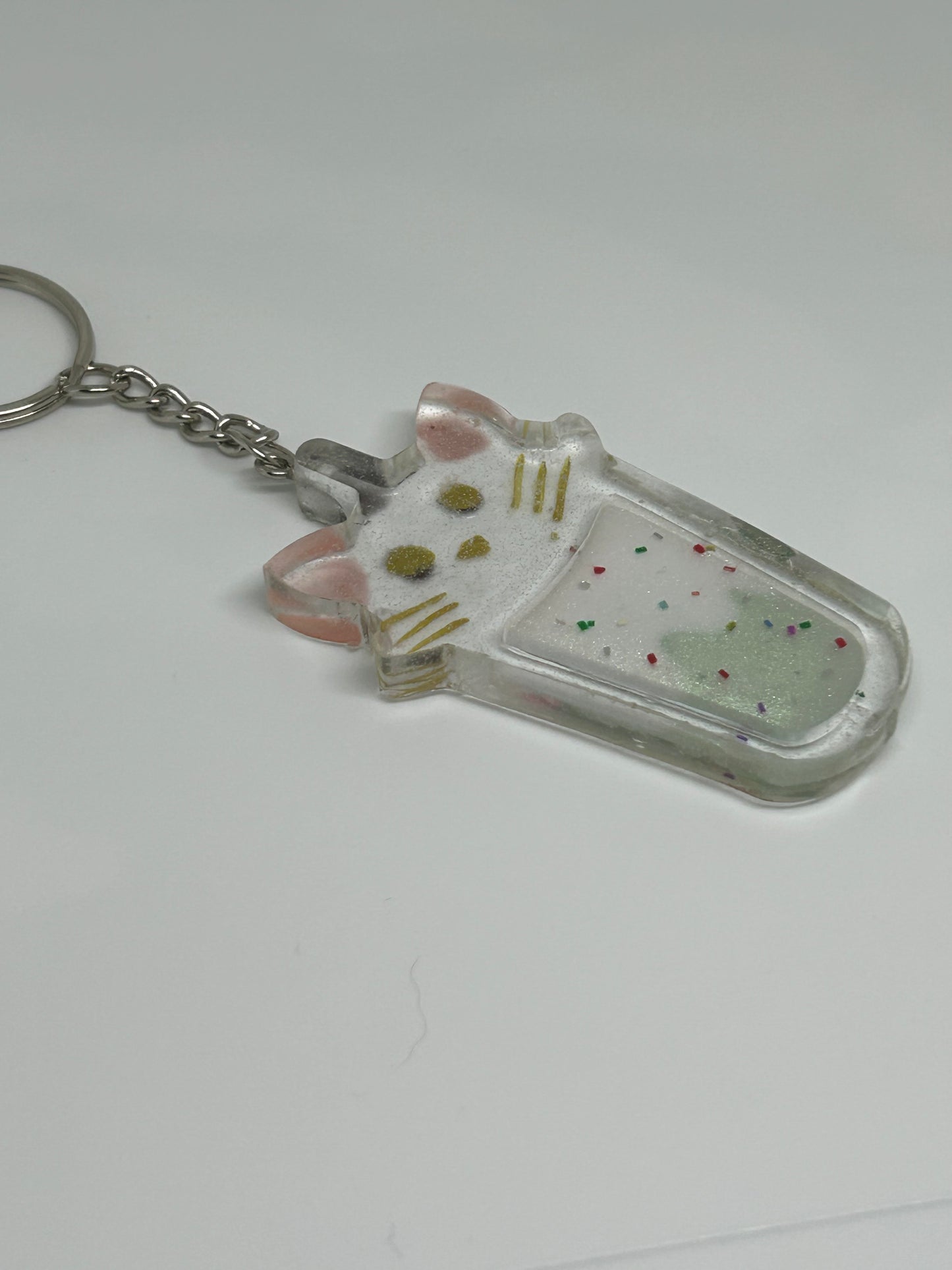 Resin Kawaii Cat Shaker Drink Keychain
