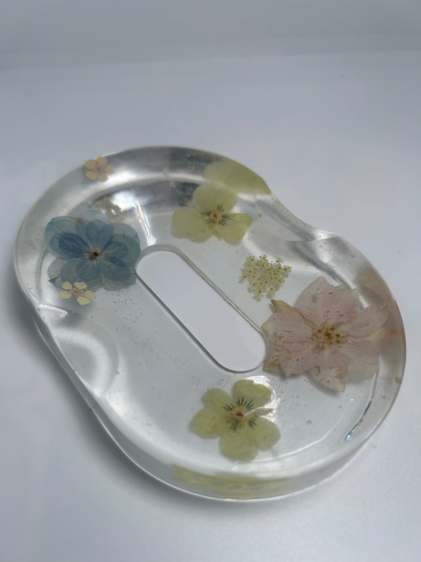 Pressed Pastel Flowers Resin Soap Dish